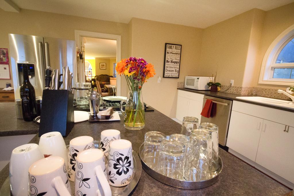 Eagle Close Executive B&B Prince Rupert Εξωτερικό φωτογραφία